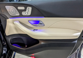 Подержанный автомобиль Mercedes-Benz GLE 2021 года (26 фото)