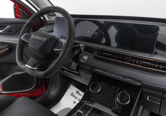 Подержанный автомобиль Exeed LX 2023 года (8 фото)