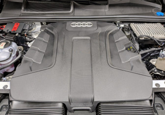 Подержанный автомобиль Audi Q7 2020 года (5 фото)