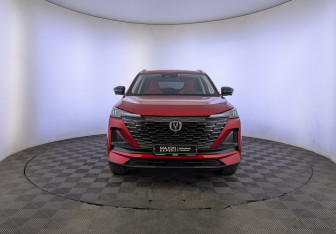 Подержанный автомобиль Changan UNI-S 2024 года (2 фото)