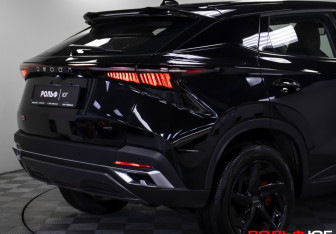 Подержанный автомобиль Omoda C5 2023 года (25 фото)