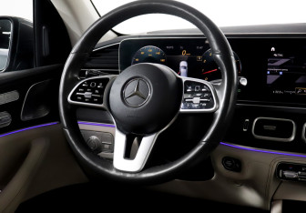 Подержанный автомобиль Mercedes-Benz GLE 2019 года (15 фото)