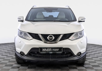 Подержанный автомобиль Nissan Qashqai 2018 года (2 фото)
