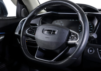 Подержанный автомобиль Geely Tugella 2021 года (15 фото)