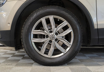 Подержанный автомобиль Volkswagen Tiguan 2018 года (18 фото)