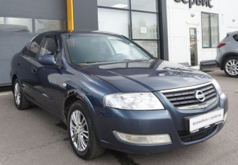 Подержанный автомобиль Nissan Almera Classic 2008 года (3 фото)