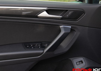 Подержанный автомобиль Volkswagen Tiguan 2019 года (22 фото)