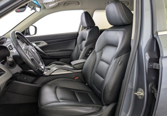 Подержанный автомобиль Geely Atlas 2019 года (21 фото)