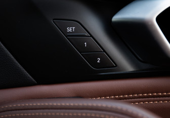 Подержанный автомобиль BMW X6 2020 года (17 фото)