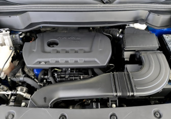 Подержанный автомобиль Haval F7 2024 года (9 фото)