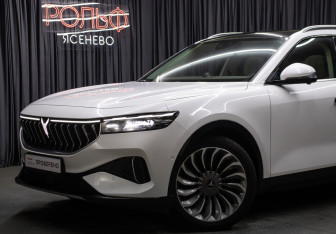 Подержанный автомобиль Voyah Free 2023 года (28 фото)