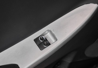 Подержанный автомобиль Hyundai Solaris Sedan 2013 года (8 фото)