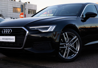 Подержанный автомобиль Audi A6 Sedan 2021 года (30 фото)