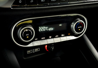 Подержанный автомобиль Evolute i-JOY 2025 года (26 фото)