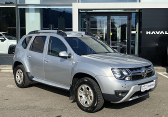 Подержанный автомобиль Renault Duster 2018 года (3 фото)