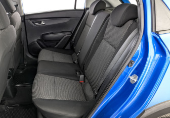 Подержанный автомобиль Kia Rio Hatchback 2019 года (17 фото)