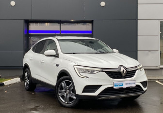 Подержанный автомобиль Renault Arkana 2021 года (3 фото)