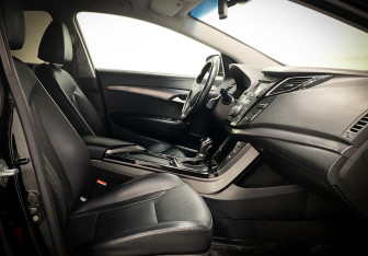 Подержанный автомобиль Hyundai i40 Wagon 2017 года (6 фото)