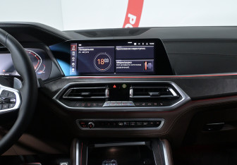 Подержанный автомобиль BMW X6 2020 года (14 фото)