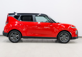 Подержанный автомобиль Kia Soul 2021 года (4 фото)