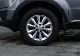 Подержанный автомобиль SsangYong Actyon 2014 года (8 фото)