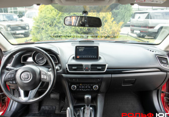 Подержанный автомобиль Mazda 3 Sedan 2014 года (10 фото)