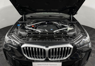 Новый BMW X5 2025 (10 фото)