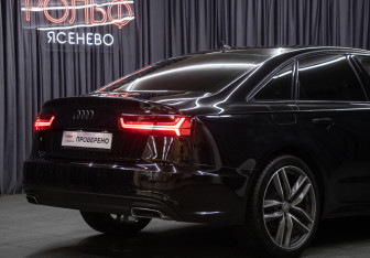 Подержанный автомобиль Audi A6 Sedan 2018 года (22 фото)