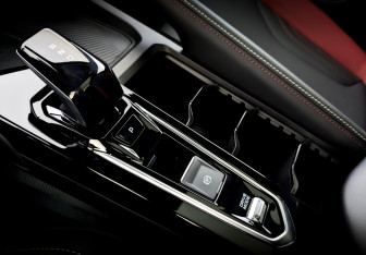 Подержанный автомобиль Geely Coolray 2024 года (27 фото)