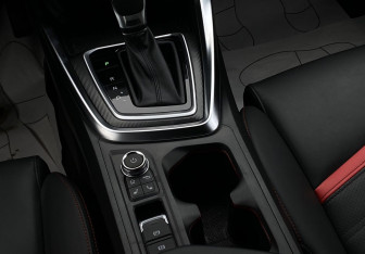 Подержанный автомобиль Kaiyi E5 2023 года (13 фото)