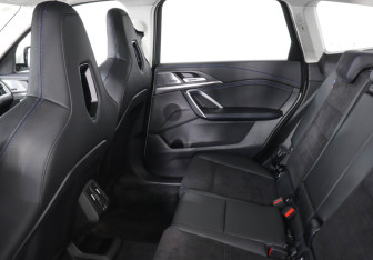 Новый BMW X1 2025 (10 фото)