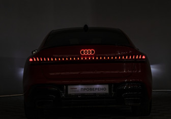 Подержанный автомобиль Audi A5 Liftback 2025 года (7 фото)