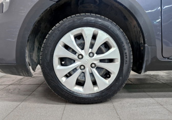 Подержанный автомобиль Kia Rio Hatchback 2021 года (19 фото)