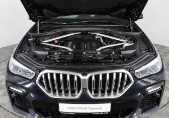 Подержанный автомобиль BMW X6 2019 года (10 фото)