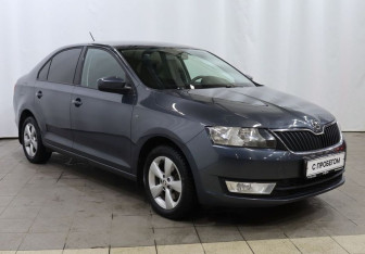 Подержанный автомобиль Skoda Rapid Liftback 2014 года (3 фото)