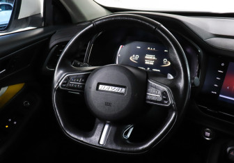 Подержанный автомобиль Haval F7x 2019 года (14 фото)