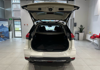 Подержанный автомобиль Nissan X-Trail 2020 года (6 фото)