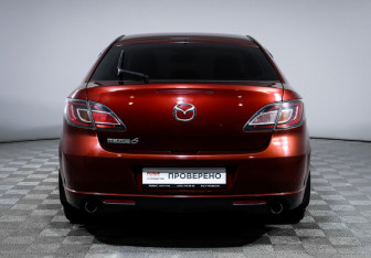 Подержанный автомобиль Mazda 6 Liftback 2008 года (6 фото)