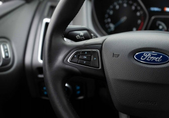 Подержанный автомобиль Ford Focus Wagon 2018 года (15 фото)