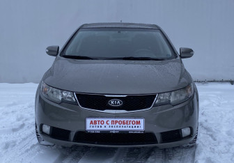 Подержанный автомобиль Kia Cerato Sedan 2009 года (2 фото)