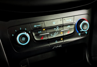 Подержанный автомобиль Ford Focus Hatchback 2018 года (25 фото)