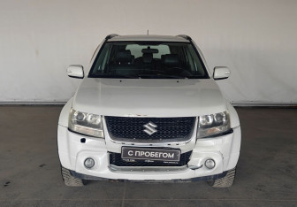 Подержанный автомобиль Suzuki Grand Vitara 2011 года (2 фото)