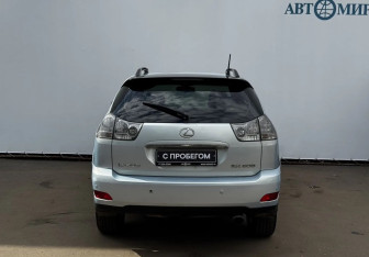 Подержанный автомобиль Lexus RX 2005 года (6 фото)