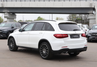 Подержанный автомобиль Mercedes-Benz GLC Coupe 2019 года (7 фото)