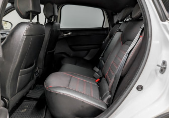 Подержанный автомобиль Renault Arkana 2021 года (12 фото)