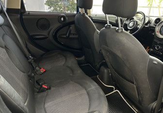 Подержанный автомобиль MINI Countryman 2011 года (11 фото)