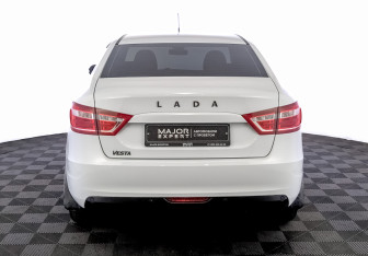 Подержанный автомобиль LADA (ВАЗ) Vesta Sedan 2021 года (6 фото)