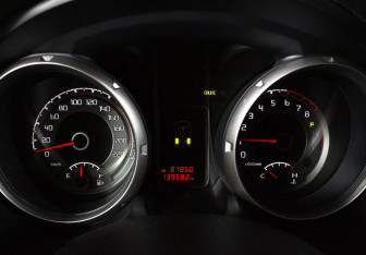 Подержанный автомобиль Mitsubishi Pajero 2015 года (12 фото)