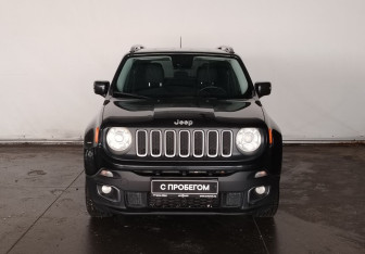 Подержанный автомобиль Jeep Renegade 2015 года (2 фото)