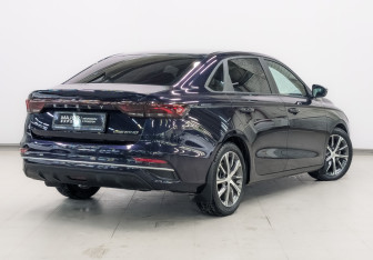 Подержанный автомобиль Geely Emgrand 2024 года (5 фото)